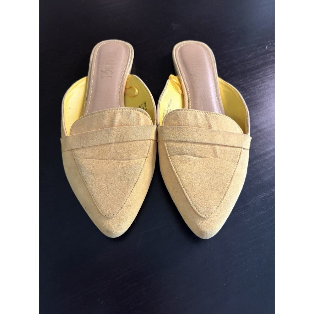 Rouge Helium Mule Flats Womens 7.5 Yellow Faux Suede Pointed Toe Slip On Loafer